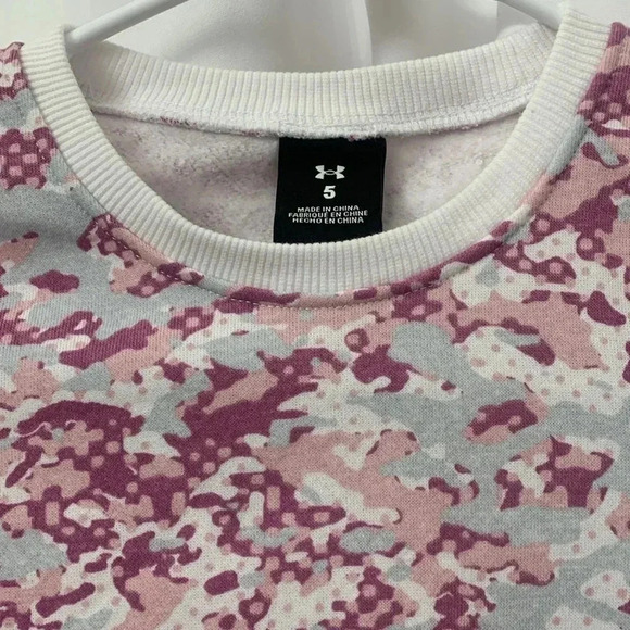 Girls Under Armour Fleece Lined Camo Sweatshirt Pink/White  Size 5 NEW WITH TAGS - Picture 6 of 11